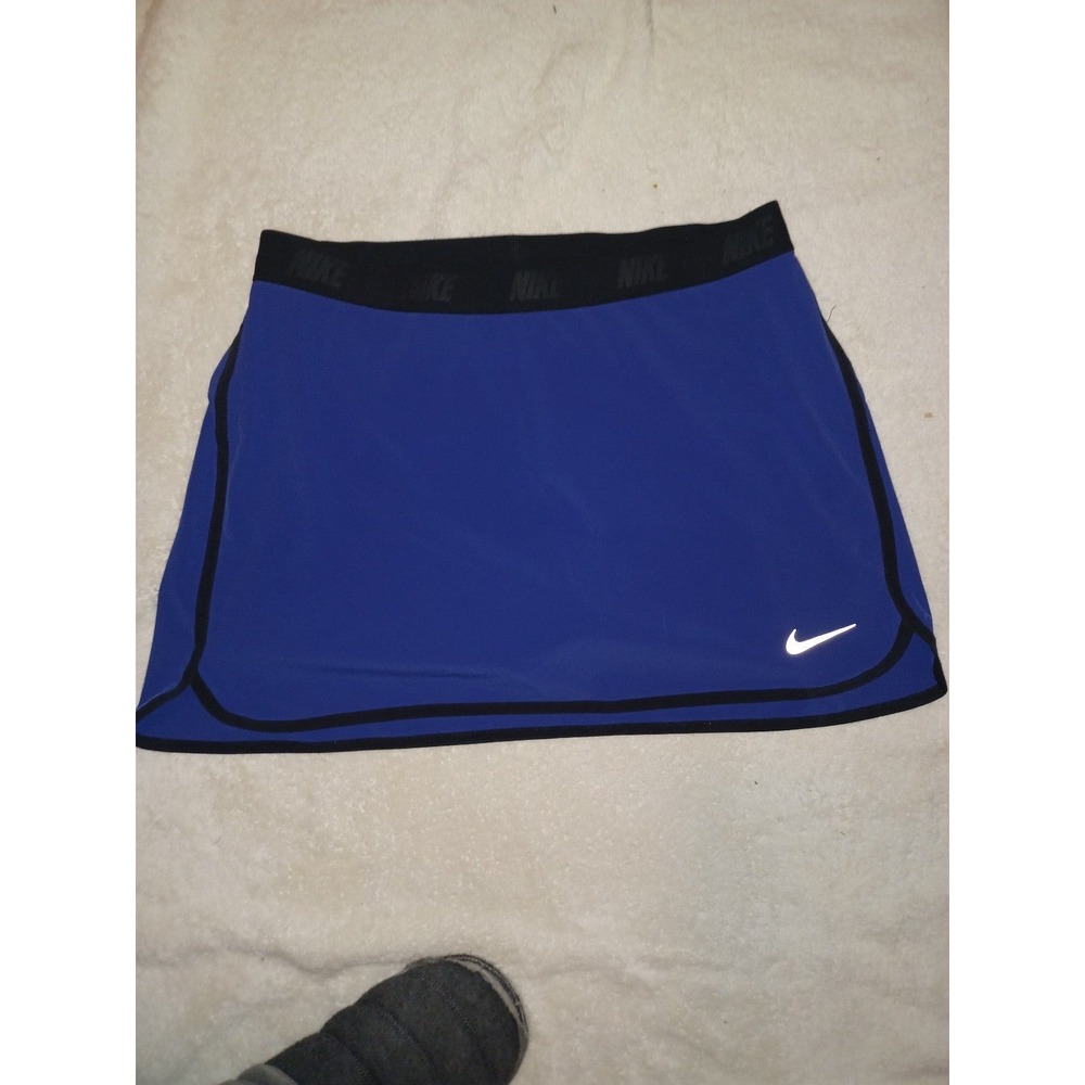 Golf‎ skirt